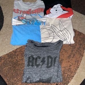 Tshirt bundle size 4/5 five shirts $15